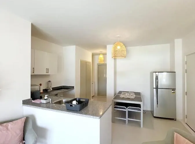 Lagoonfront Easy 1bdr Swan El Gouna Apartment *