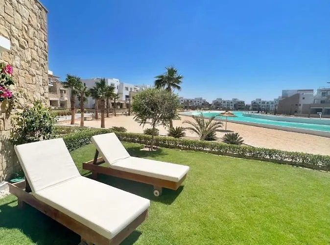 Lagoonfront Easy 1bdr Swan El Gouna Apartment *